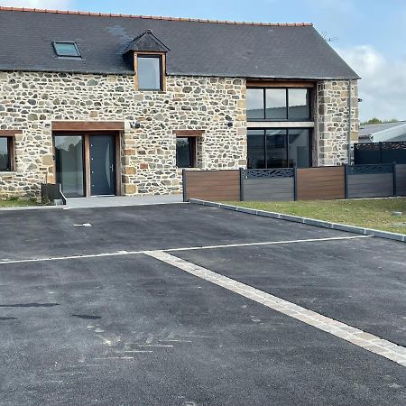 הוילה Hillion Magnifique Corps De Ferme Renove Avec Jacuzzi מראה חיצוני תמונה